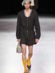 Ким Джонс в своей мужской коллекции Dior осень-зима 2024 представил новый вариант гардероба Нуреева, включающий тщательно выполненные брючные костюмы и пальто, застегнутые на одну из двух пуговиц. Также в коллекции присутствуют шорты свободного кроя выше колена или комбинезоны с тонким поясом в полоску, кожаные куртки, накинутые на плечи так, чтобы под ними мелькал трикотажный джемпер. В дополнение к этому представлены несколько разновидностей кимоно, которые так любил Нуреев, рубашки из блестящей бахромы и прозрачные топы, украшенные стразами.