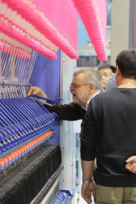 Российские текстильщики закупят оборудования на сумму более 1,5 миллиарда рублей (62355.ITMA.2015.b.jpg)