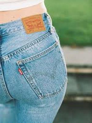 Levis представил новые женские джинсы и шорты (91354-Levis-Jenskaya-Kollekciya-Loose-Fit-b.jpg)