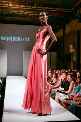Катя Леонович на Nolcha Fashion Week (Нью-Йорк) весна-лето 2008 (11419.17.jpg)